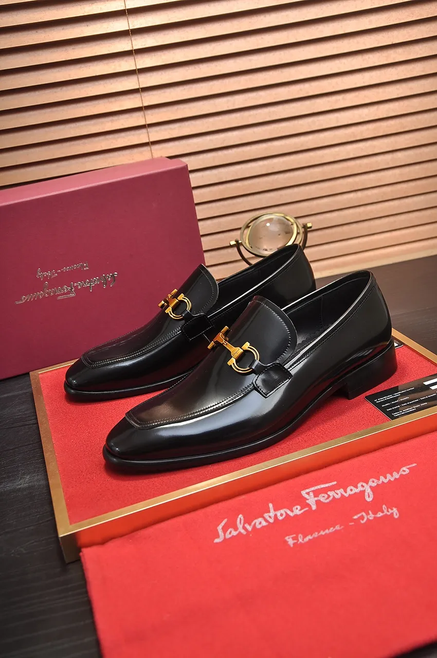 Men's shoes 💰500💶[Ferragamo/Ferragamo] The latest model in the counter. Original imported high-quality cowhide with open edges + imported 🐂 water-dyed cowhide lining + original luxury metal buckle + original combined outsole. Comparison without pressure 38--45 (45 is custom-made and cannot be returned or exchanged)